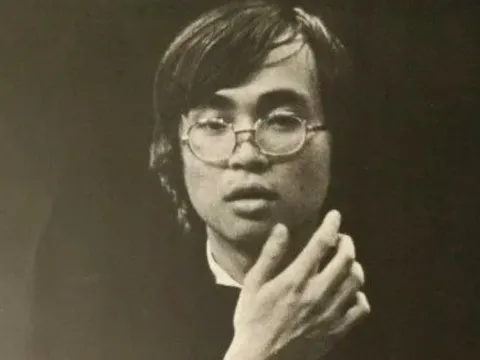 'Huyền thoại dương cầm’ mới 26 tuổi được phong Nghệ sĩ Nhân dân là ai?