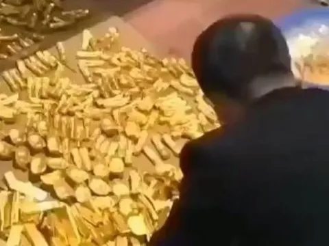 Phát hiện một vali đầy vàng trị giá hơn 17 tỷ đồng nằm chơ vơ giữa nơi nghìn người qua lại: Cảnh sát mở cuộc điều tra khẩn