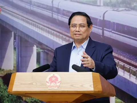 Thủ tướng: Khẩn cấp làm tuyến đường sắt kết nối TPHCM với sân bay Long Thành