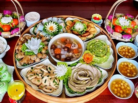 Rằm tháng Giêng 2026: Nên cúng trong nhà hay ngoài trời để đón tài lộc?