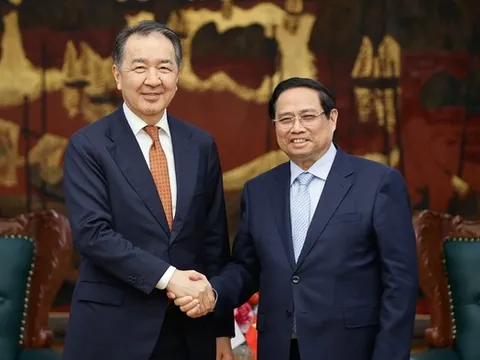 Thủ tướng Phạm Minh Chính tiếp Chủ tịch Hội đồng Ủy ban Kinh tế Á - Âu