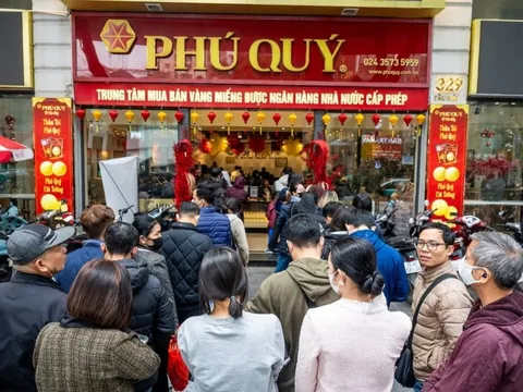 Chuyện gì đây: giá bạc lao dốc không phanh, giảm 10 triệu đồng/kg