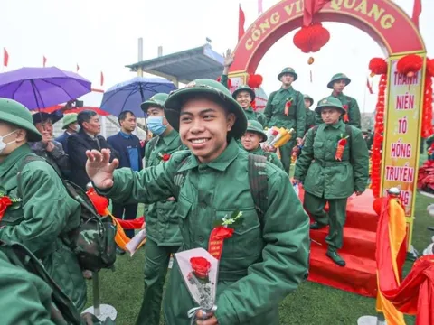 Hôm nay, thanh niên cả nước lên đường nhập ngũ