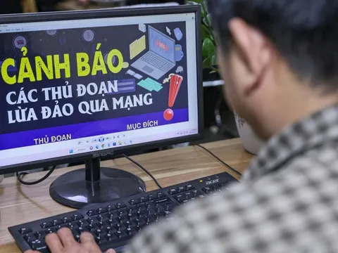 Sập bẫy online mùa Tết, nhiều người mất tiền trong chớp mắt