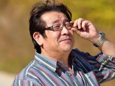 Người ngoài 60 tuổi nhưng có ít tóc bạc thường có 5 điểm chung: Có 4/5 thì xin chúc mừng!