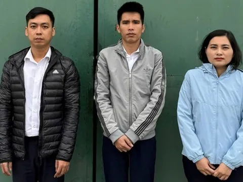 Bắt 3 cán bộ, nhân viên ngân hàng
