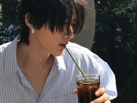 Uống cà phê sai cách cũng HẠI sức khỏe như uống dầu! Chuyên gia dinh dưỡng nói thẳng: Đừng làm 5 việc!