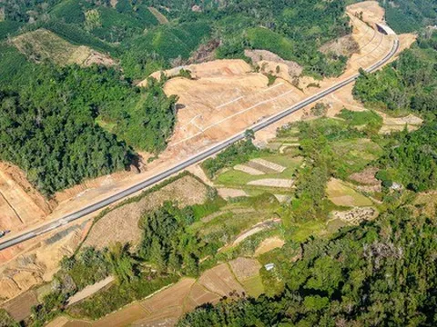 Huy động quân đội hỗ trợ dự án giao thông thách thức bậc nhất cả nước do liên danh Đèo Cả thi công