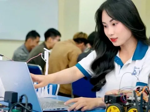 “Học lực trung bình có thể học khoa học máy tính hay AI không?” - Câu trả lời từ PGS của Đại học Bách khoa Hà Nội