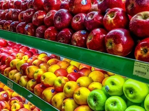 Mẹo "xương máu" khi mua táo trong siêu thị, dân sành thuộc như bảng cửu chương