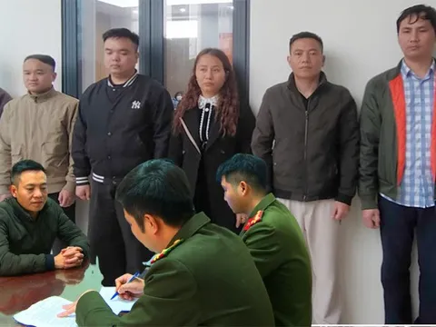 Khám xét khẩn cấp 2 địa điểm của Công ty Hoàng Minh Đường, bắt Giám đốc Hoàng Văn Toàn và 11 người