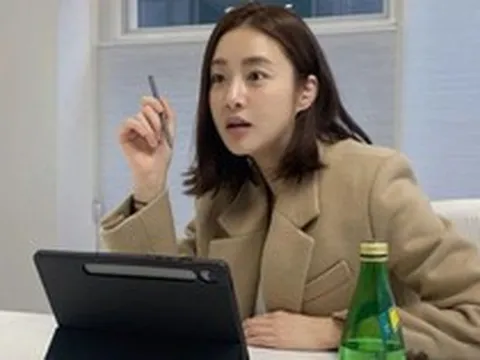 Dân văn phòng đi làm 10 năm, lương bao nhiêu mới được coi là không thấp?