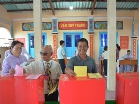 Không khí bầu cử tại đảo xa Phú Quý