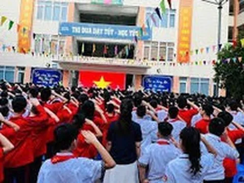 Nóng: Truy tố cựu hiệu trưởng tại Hà Nội vì thu hơn 1 tỷ đồng tiền dạy thêm sai quy định