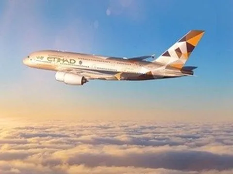 Xung đột Trung Đông tiếp tục ảnh hưởng hàng không và giá nhiên liệu, nhiều hãng bay tăng giá vé