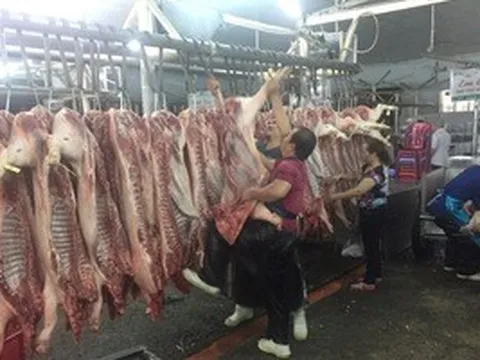 Giá heo hơi hôm nay, 20-3: Đến lượt thịt heo ở chợ bật tăng mạnh