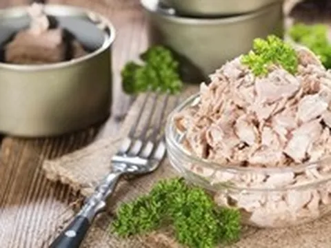 Dù bổ dưỡng, 5 loại cá này vẫn nên ăn hạn chế: Nguy cơ tiềm ẩn không phải ai cũng biết