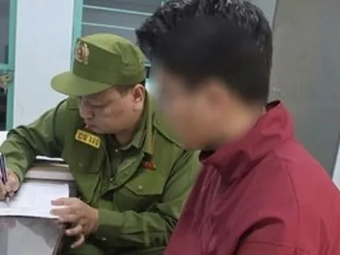 Nam thanh niên 20 tuổi đặt máy quay lén tại nhà vệ sinh nữ