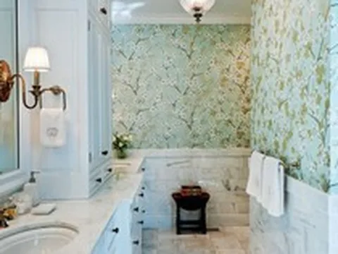 Cảnh nàng dâu cải tạo nhà vệ sinh trong nhà phố cổ Hà Nội hút gần 1 triệu lượt xem