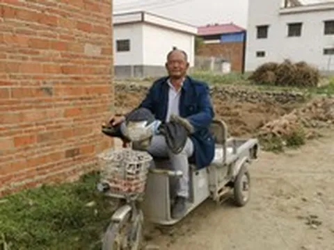 Phát hiện người đàn ông sống bằng tiền trợ cấp 33 triệu đồng/năm bỗng có thu nhập hơn 497 triệu, mua ô tô hơn 611 triệu: Cảnh sát vào cuộc điều tra