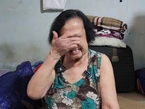 Nữ nghệ sĩ 70 tuổi không có gạo ăn, bật khóc: "Tiền Kim Tử Long cho hết sạch rồi"