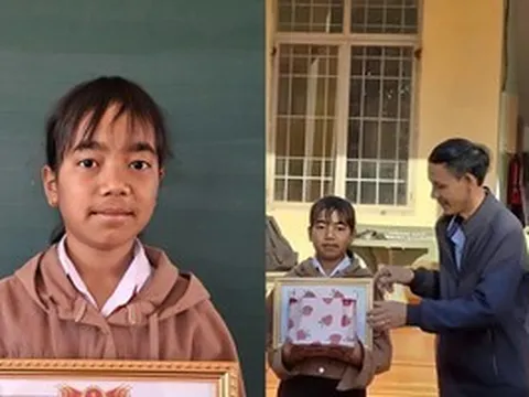 Hành động đẹp của nữ học sinh lớp 6 ở Gia Lai