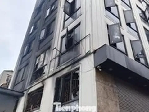 Kỹ năng sinh tồn của nàng dâu và 3 cháu bé trong căn nhà bị cháy trên đường Lĩnh Nam