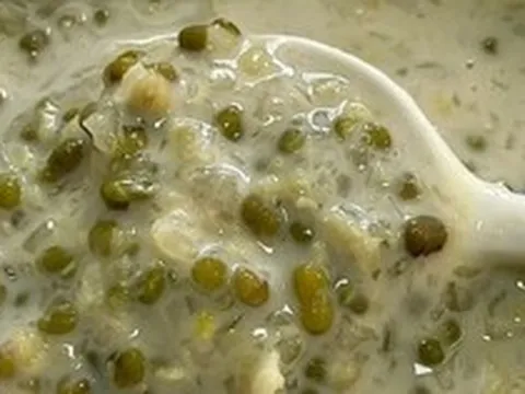 Đậu xanh lại một lần nữa gây chú ý! Chuyên gia độc chất gửi 4 lời cảnh báo khi ăn