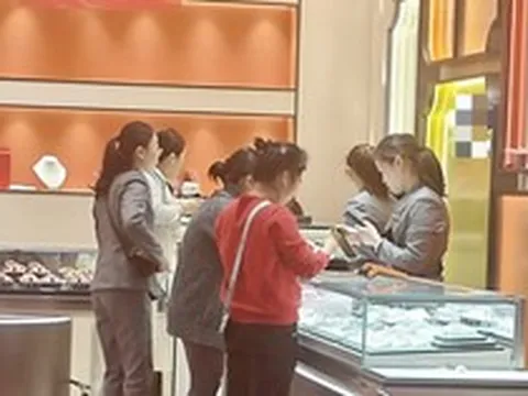 Phát hiện 1 cửa hàng vàng từ chối đổi lại 32,44 gram vàng 24K cho khách sau 9 năm giao dịch