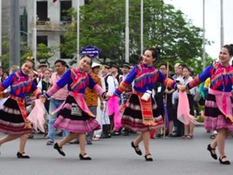 Đề xuất trình Quốc hội quy định 24-11 là "Ngày Văn hóa Việt Nam", người dân được nghỉ lễ