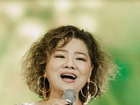 Nghệ sĩ Việt nhận mình "giàu có nhất thế giới": Thời đi học nghịch ngầm, từng cầm học bạ lên Ban Giám hiệu "chất vấn"