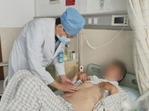 Ngày càng có nhiều người mắc ung thư gan, bác sĩ nhấn mạnh: Thà ăn cơm không còn hơn "no say" với 5 việc này