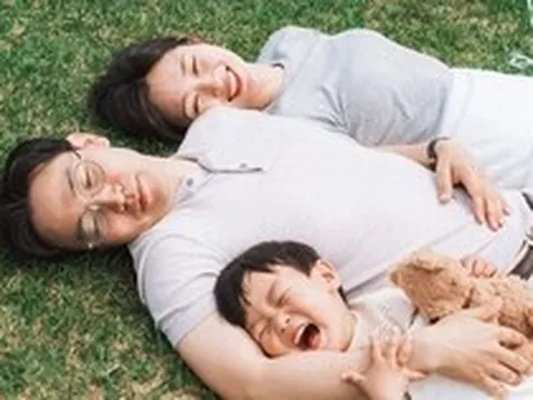 Giáo sư Đại học Thanh Hoa: Đừng quá lo lắng cho con, đừng cố làm cha mẹ hoàn hảo! Gia đình có tầm nhìn đều giảm 3 điều này