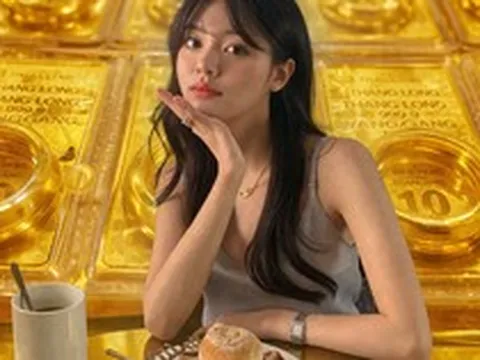 Mỗi lần đi ngang tiệm vàng, tôi đều nghĩ “có tiền là mua” - cho đến khi có 15 triệu thật