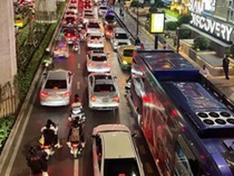 Từ tháng 4, khách Việt đi Thái Lan cẩn thận bị nộp phạt tiền triệu vì 10 quy định mới