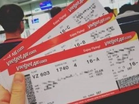 Vì sao mua vé máy bay 0 đồng vẫn phải trả thêm tiền?