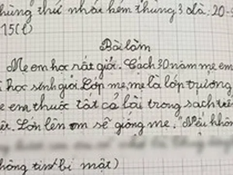 Học sinh lớp 1 kể "cách đây 30 năm mẹ là học sinh giỏi", đọc bí mật câu cuối mẹ rụng rời tay chân