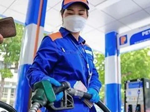 Thị trường xăng dầu Hà Nội bình ổn, nguồn cung dồi dào