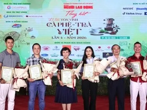 Ly cà phê, tách trà chạm đến ký ức