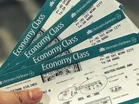 Khách đi máy bay lưu ý: Từ bây giờ, có thể dùng vé máy bay giấy để làm 1 việc tại sân bay Nội Bài