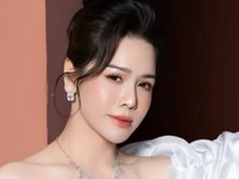 "Mẹ đơn thân giàu bậc nhất showbiz Việt": Tận hưởng cuộc sống bình yên, viên mãn bên các con trong căn biệt thự rộng 200m2