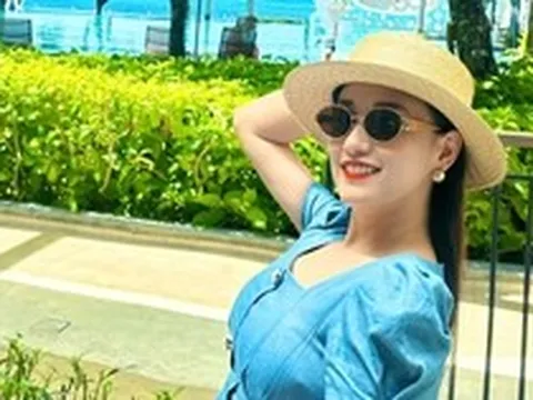 Cuộc sống an yên, tự tại trong biệt thự triệu đô của "nữ diễn viên xinh đẹp, giàu có bậc nhất miền Bắc"