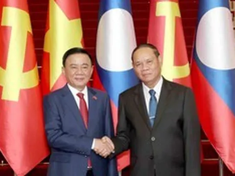 Quan hệ Việt - Lào: Làm sâu sắc hơn nữa nội hàm "gắn kết chiến lược"