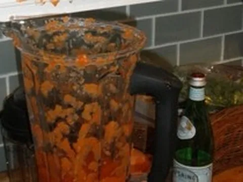 Cảnh báo đặc biệt tới những gia đình đang dùng máy xay sinh tố