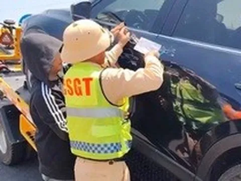 Phạt hơn 20 triệu đồng tài xế và chủ xe vi phạm trên tuyến cao tốc Phan Thiết – Vĩnh Hảo