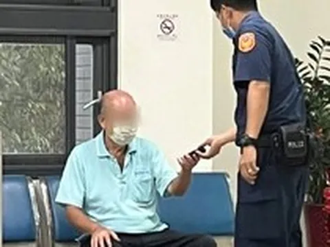 Nửa đêm tài khoản ngân hàng có 10 giao dịch lạ, người đàn ông báo công an, phát hiện âm mưu tinh vi