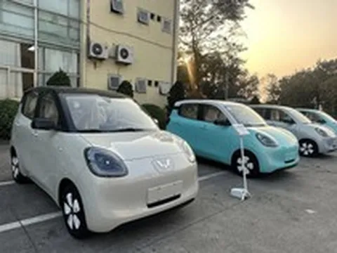 Wuling Macaron lộ thông số tại Việt Nam: Bản đắt nhất có 2 màn hình, phanh điện tử, nhiều công nghệ an toàn hơn, chạy 300km/sạc