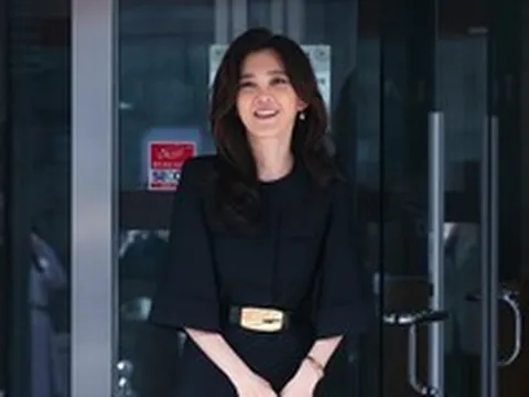 "Đại công chúa" xứ Hàn, định nghĩa lại sự xa xỉ: Chất lượng da thủ công và đường cong tối giản "soán ngôi" những chiếc logo