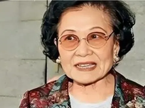 Tiền nhiều để làm gì? 2 con gái qua đời thảm khốc, 3 con trai quay lưng, đại gia sở hữu khối tài sản 1.250 tỷ vẫn không ai tiễn đưa lúc cuối đời