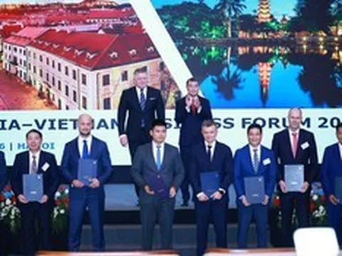 Thủ tướng Robert Fico: Tạo điều kiện tốt nhất cho doanh nghiệp Việt Nam đầu tư vào Slovakia